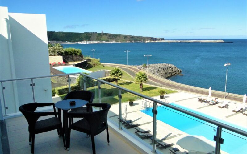 hotel-atlantida-mar-terceira-acores-portugal-10-1fe0882210bbd49dc1b6f16bba337a4c