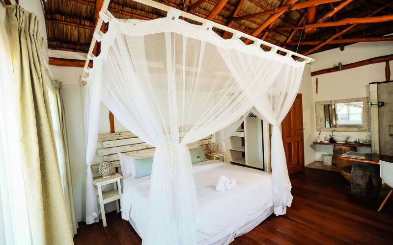 hotel-vilanculos-beach-lodge-vilanculos-mozambique-15-7c2f65cd185034f4c936b88e756d2e5e