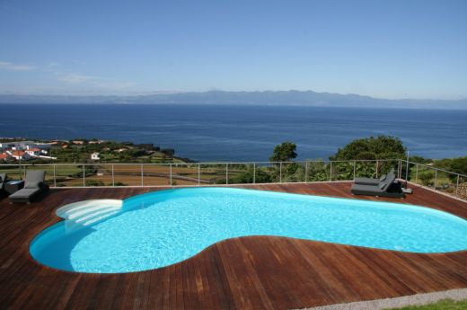 02-casa-do-ouvidor-ile-de-pico-acores-portugal-f2b31c68cbf7e26dbfe97d41fb30352e