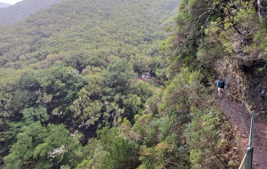 Randonnée le long de la Levada des 25 Fontaines à Rabaçal