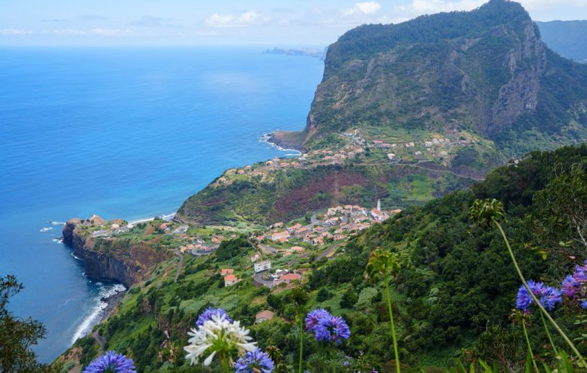 Porto da Cruz et Penha d'Águia lors d'un circuit à Madère
